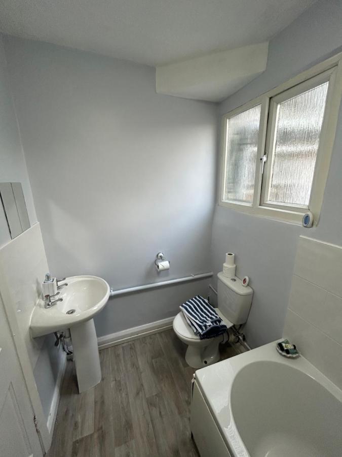 Acora'S Apartments Plymouth Bagian luar foto